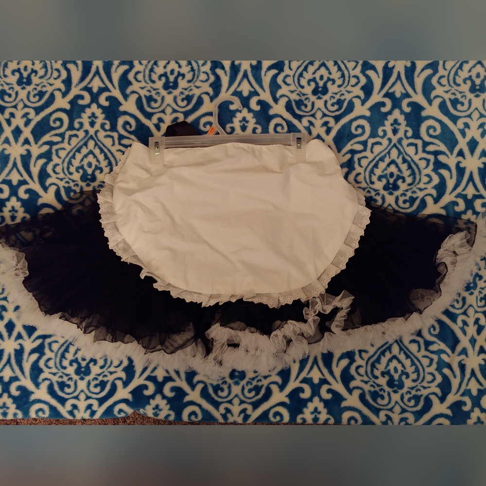 NWOT. Maid's Costume. Size Small/Medium. Black and White.